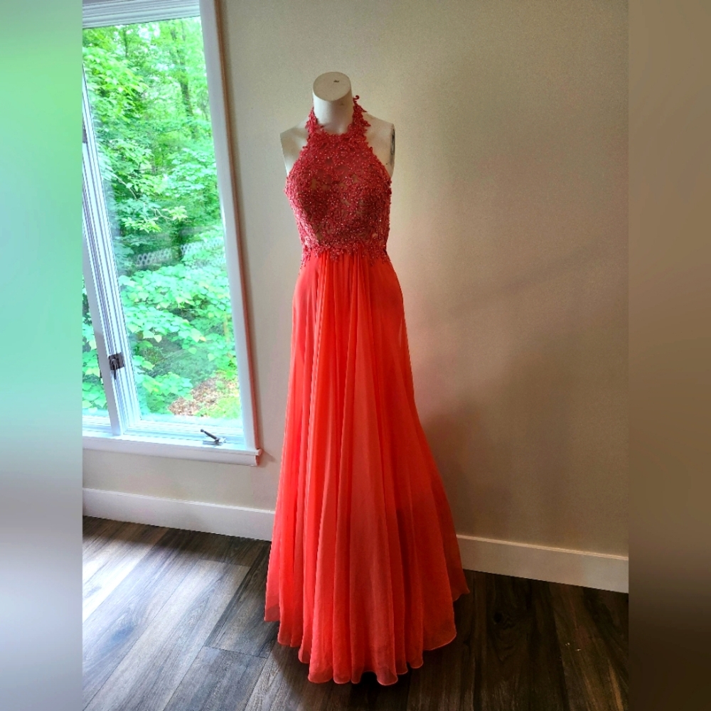 La Femme Coral Sz 2 Long Gown